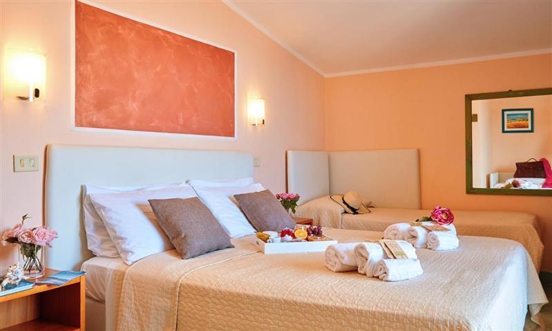 סנטה מריה די קסטלבאטה Hotel La Pergola מראה חיצוני תמונה