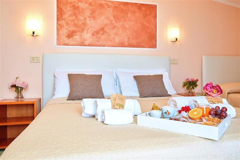 סנטה מריה די קסטלבאטה Hotel La Pergola מראה חיצוני תמונה