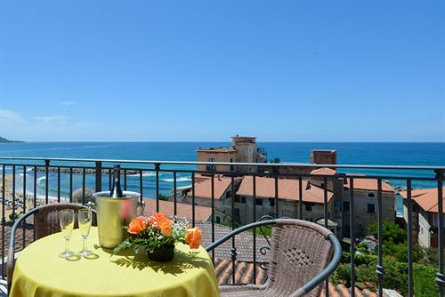 סנטה מריה די קסטלבאטה Hotel La Pergola מראה חיצוני תמונה