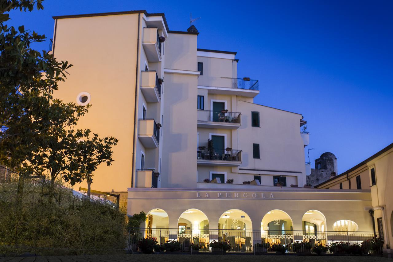 סנטה מריה די קסטלבאטה Hotel La Pergola מראה חיצוני תמונה