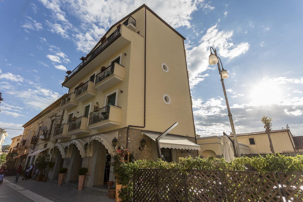 סנטה מריה די קסטלבאטה Hotel La Pergola מראה חיצוני תמונה