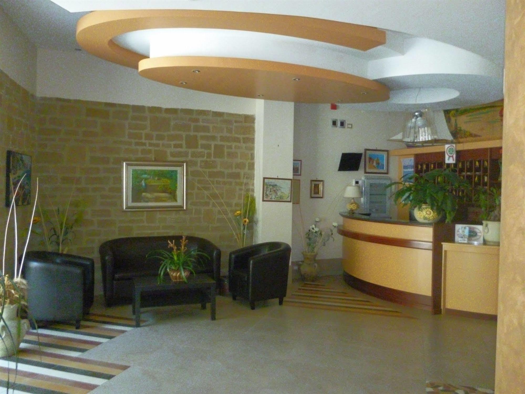 סנטה מריה די קסטלבאטה Hotel La Pergola מראה חיצוני תמונה